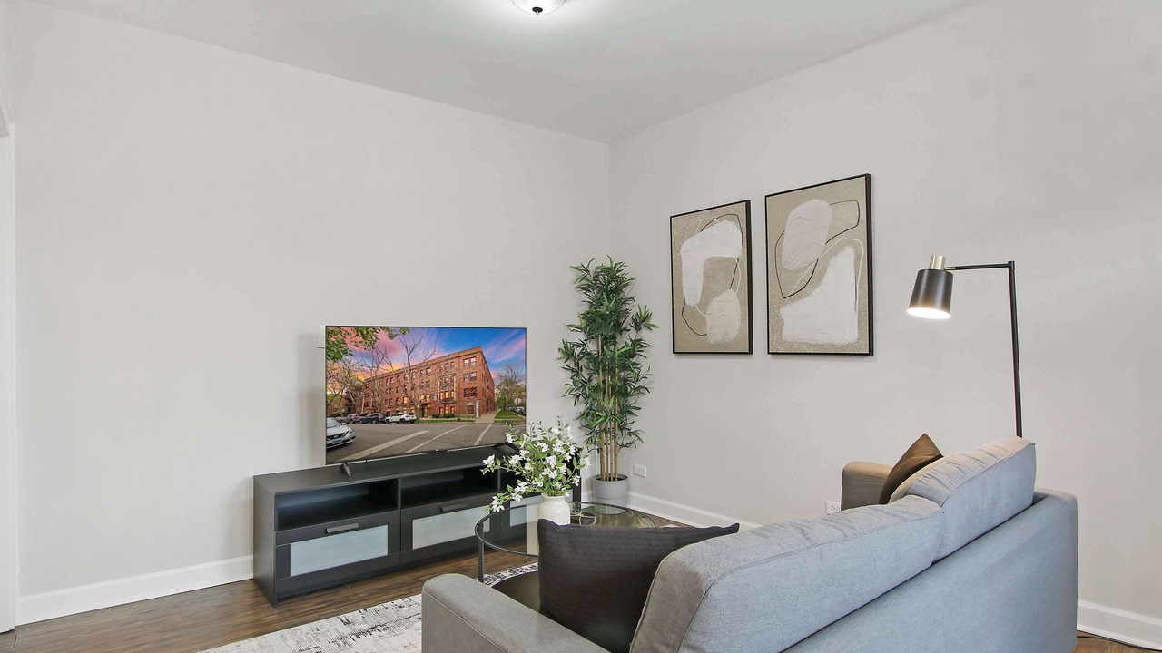 Photo of Livingroom in Hyde Park