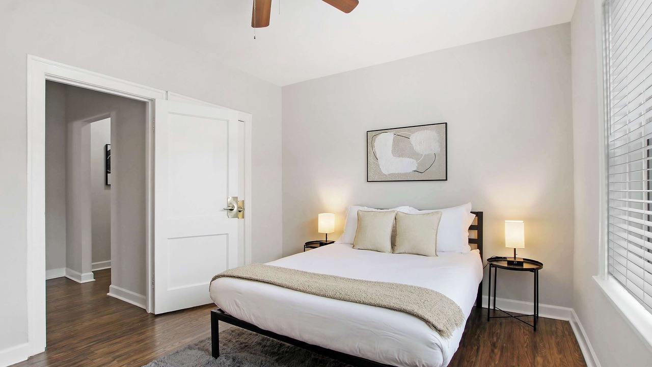 Photo of Bedroom in Hyde Park