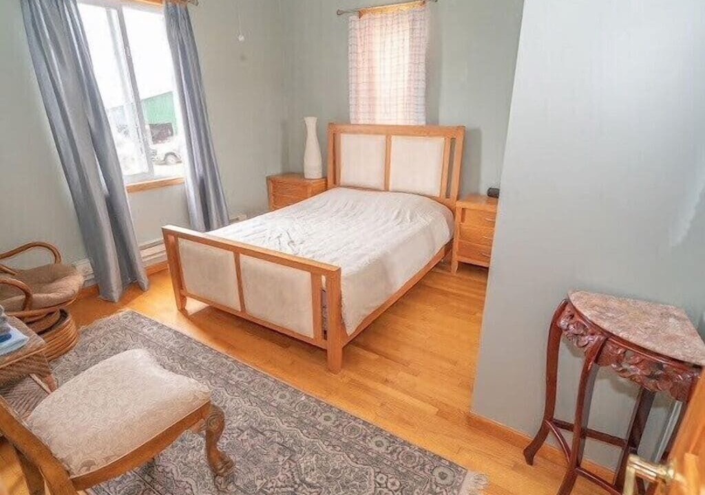 Photo of Bedroom in Newton