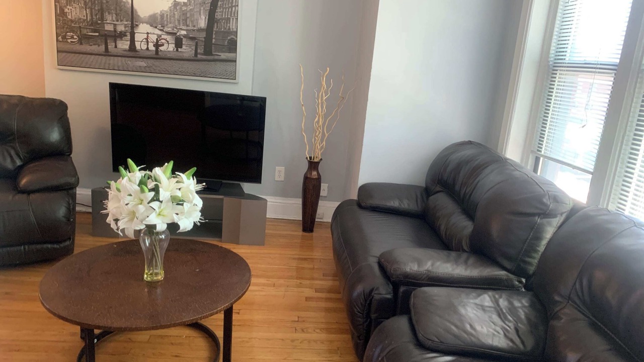 Photo of Livingroom in Near West Side