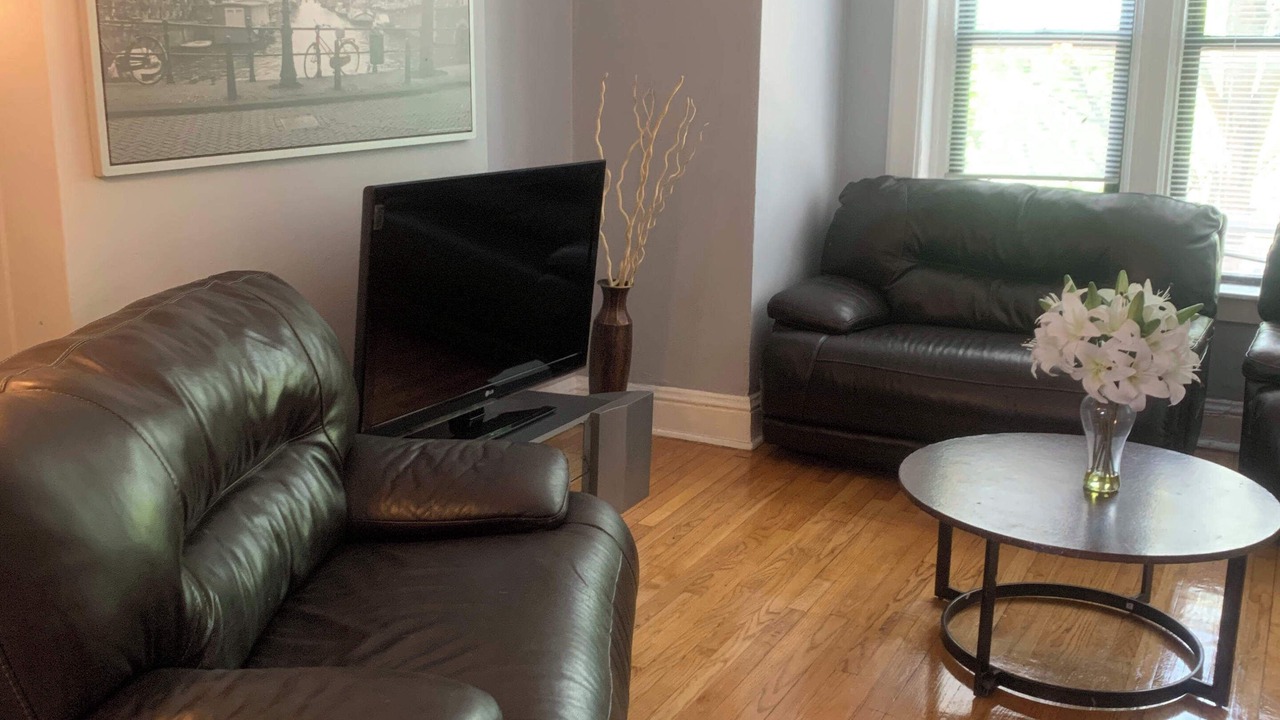Photo of Livingroom in Near West Side