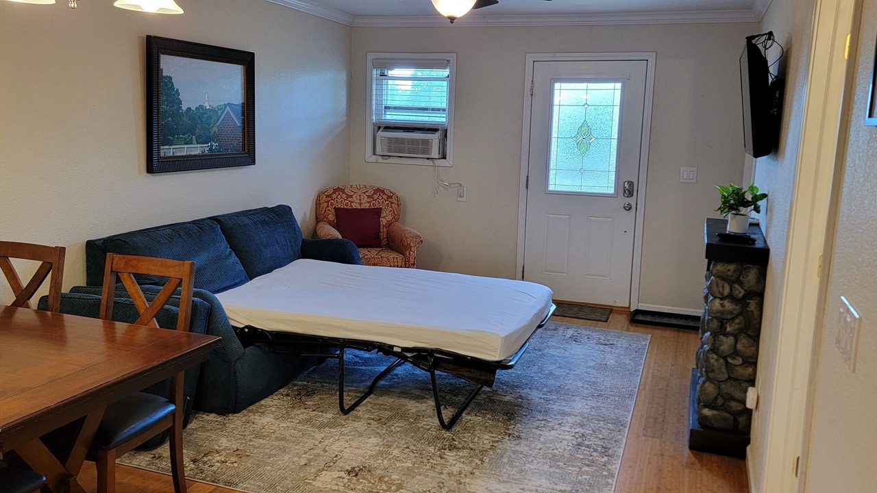 Photo of Bedroom in Nauvoo