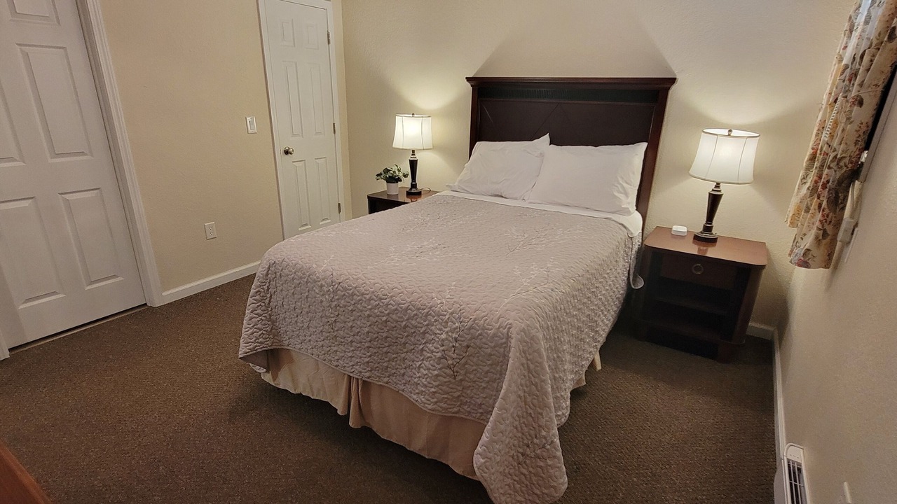 Photo of Bedroom in Nauvoo