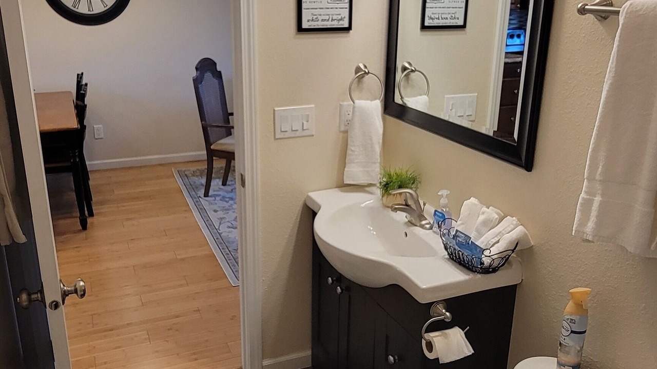 Photo of Bathroom in Nauvoo