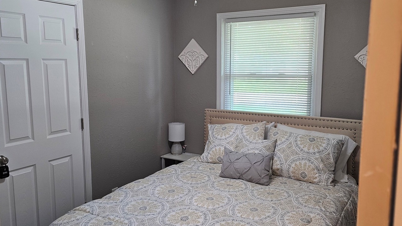 Photo of Bedroom in Champaign