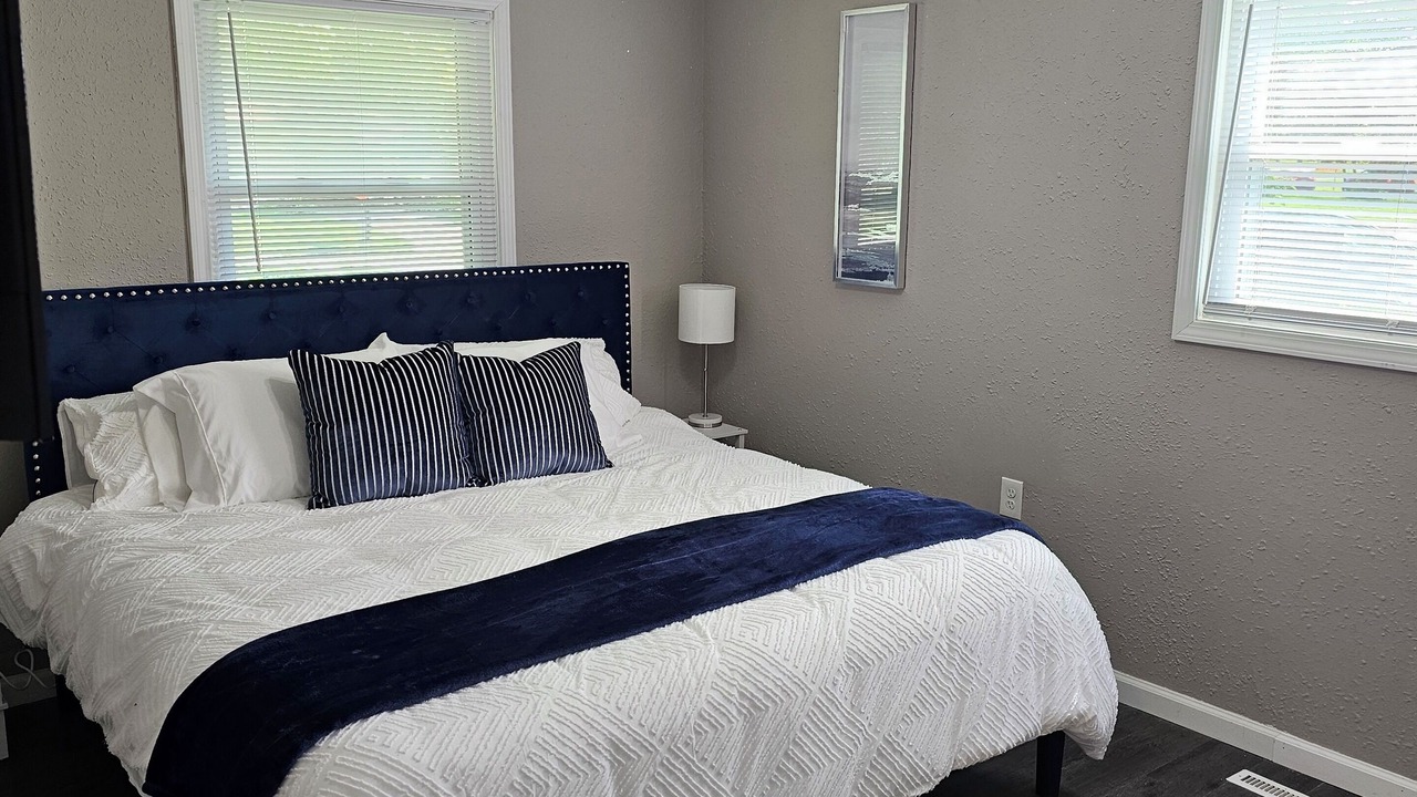 Photo of Bedroom in Champaign