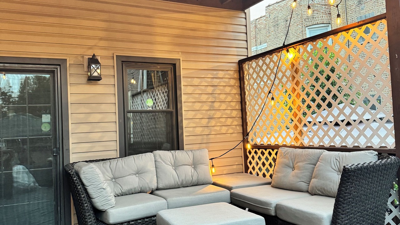 Photo of Patio Balcony in Irving Park