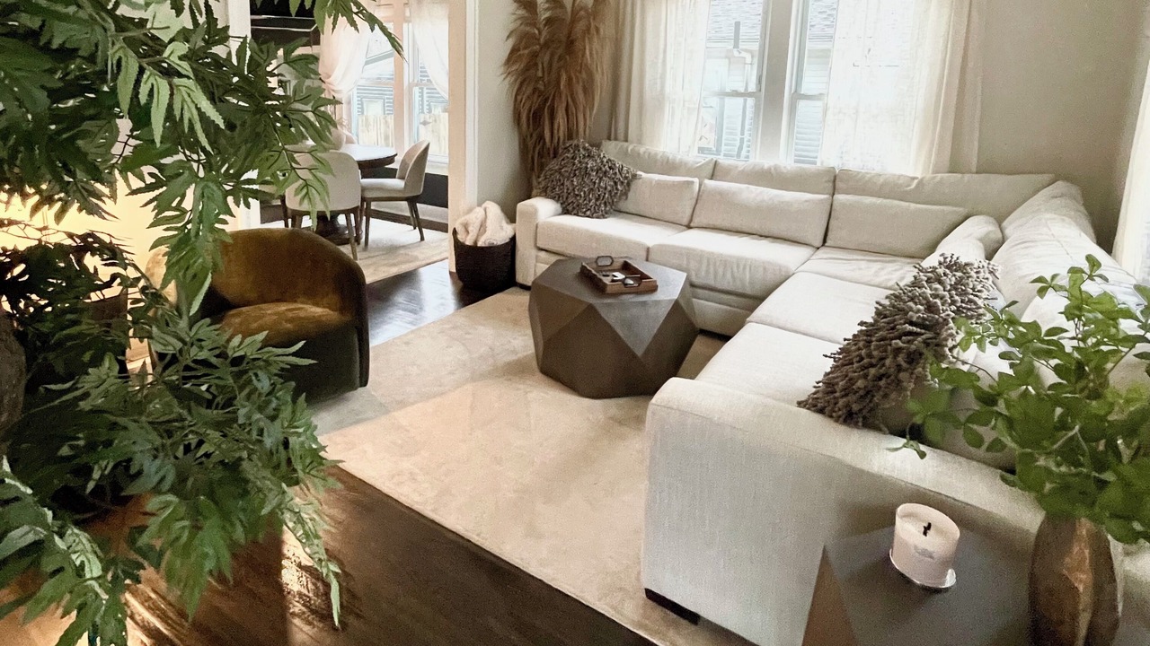 Photo of Livingroom in Bloomington