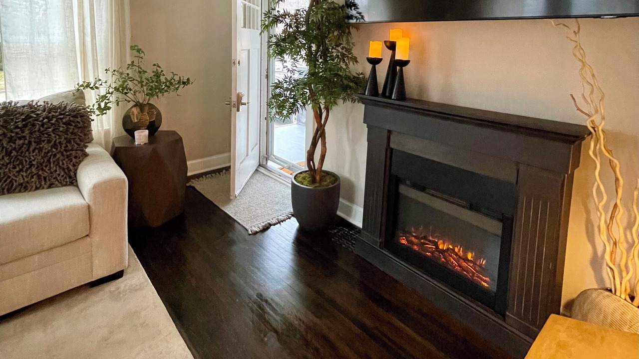 Photo of Livingroom in Bloomington