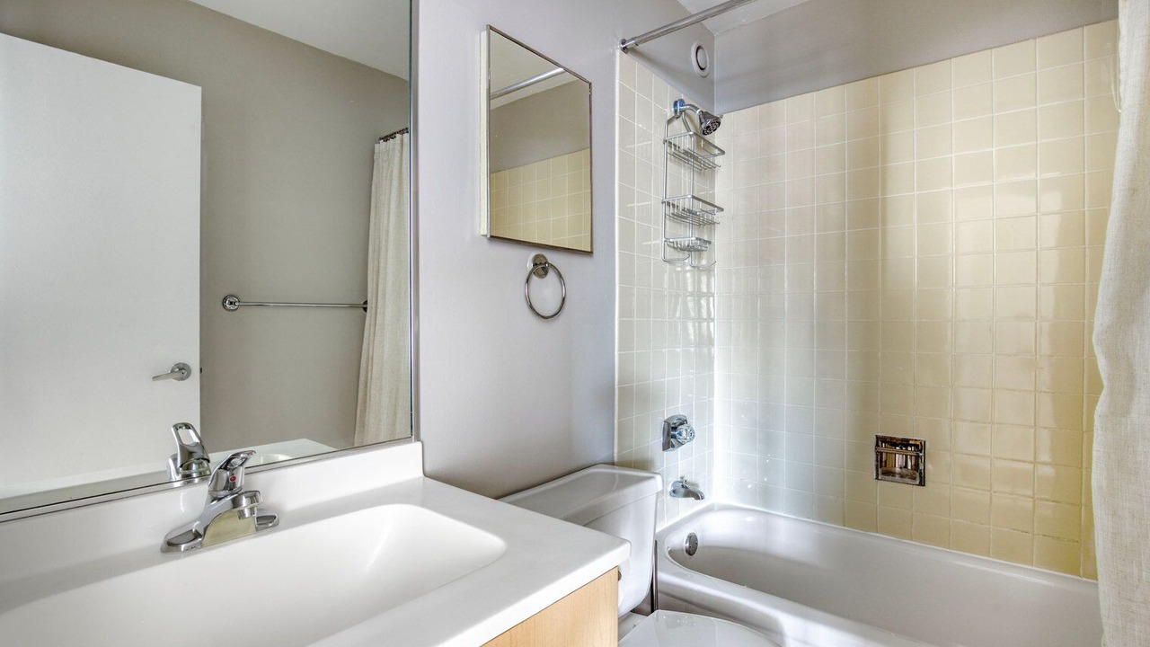 Photo of Bathroom in South Loop