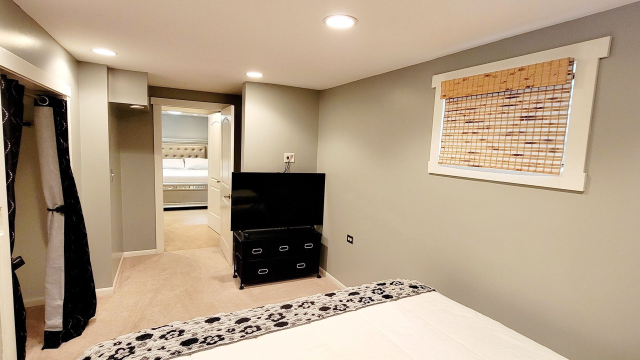 Photo of Bedroom in Glenview
