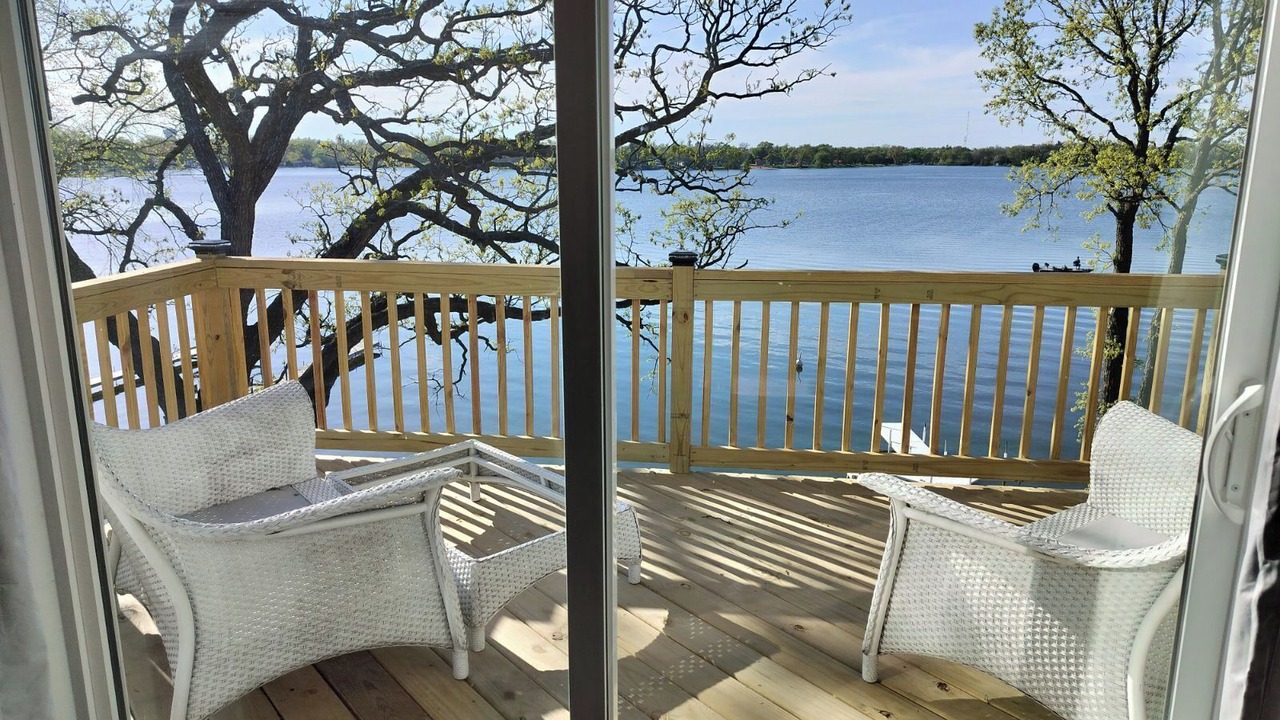 Photo of Patio Balcony in Round Lake