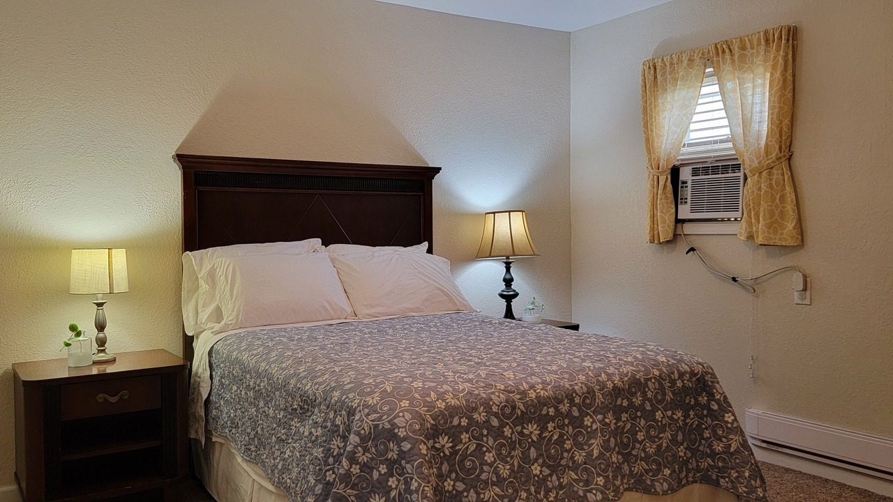 Photo of Bedroom in Nauvoo