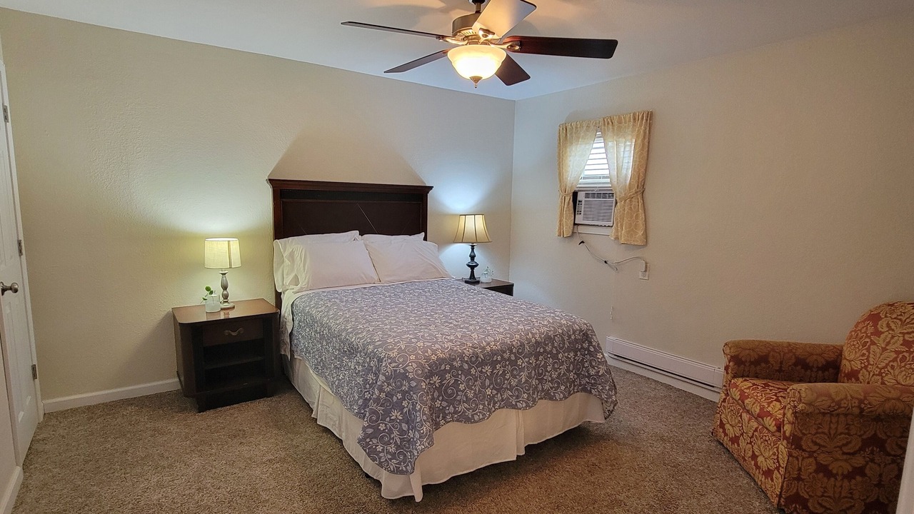 Photo of Bedroom in Nauvoo