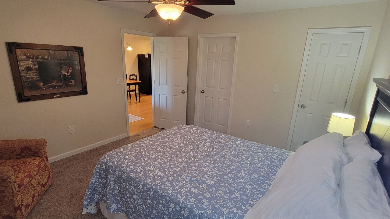 Photo of Bedroom in Nauvoo