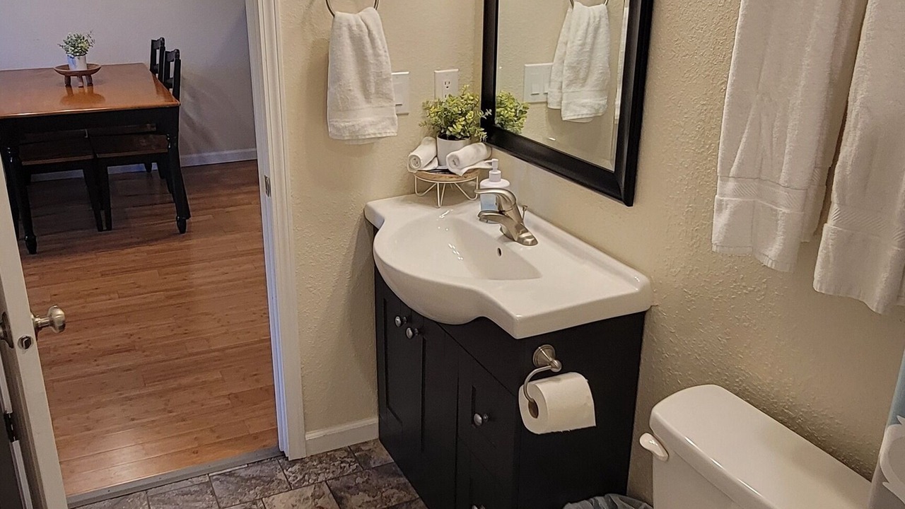 Photo of Bathroom in Nauvoo