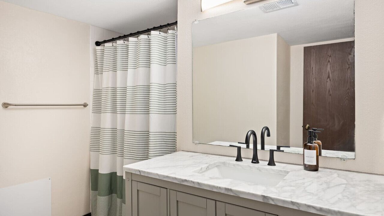 Photo of Bathroom in Orange Prairie