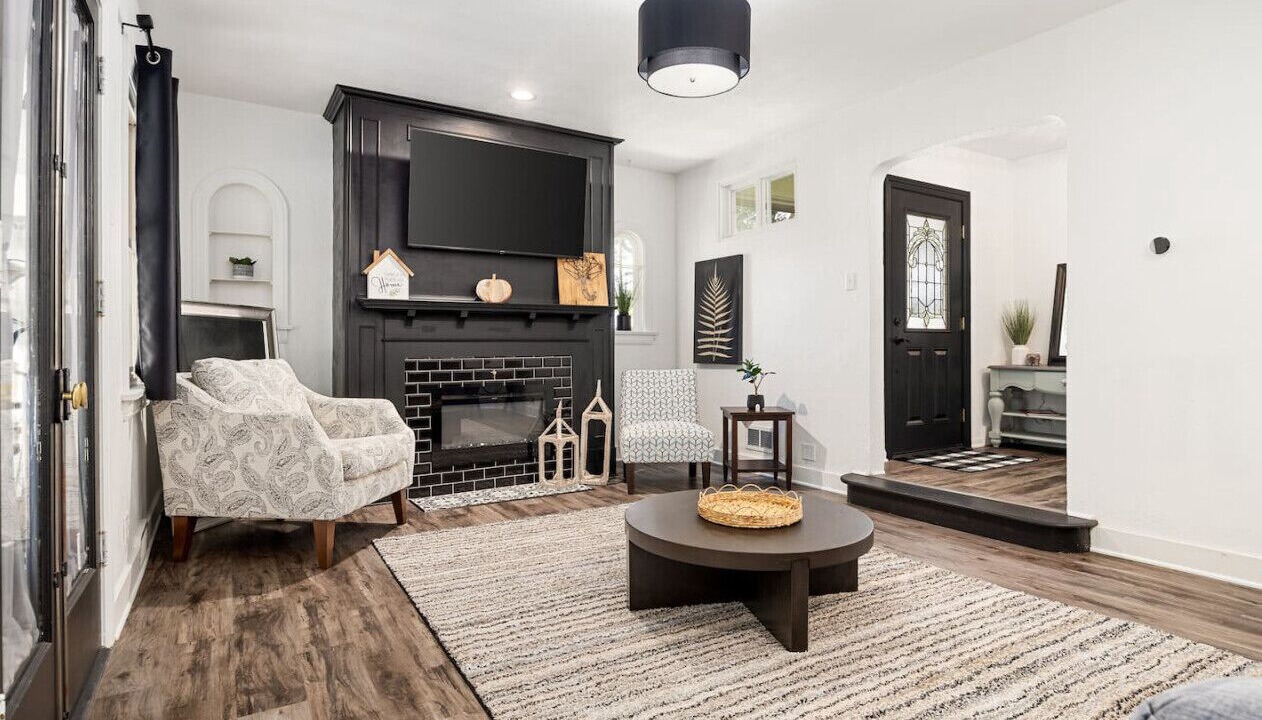 Photo of Livingroom in Pekin