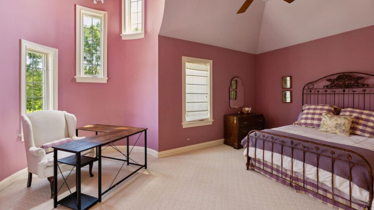 Photo of Bedroom in South Elgin