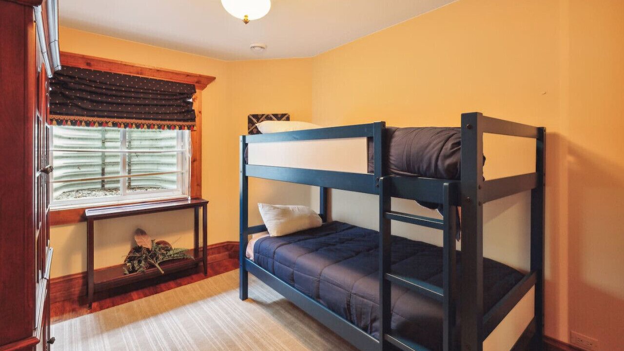 Photo of Bedroom in South Elgin
