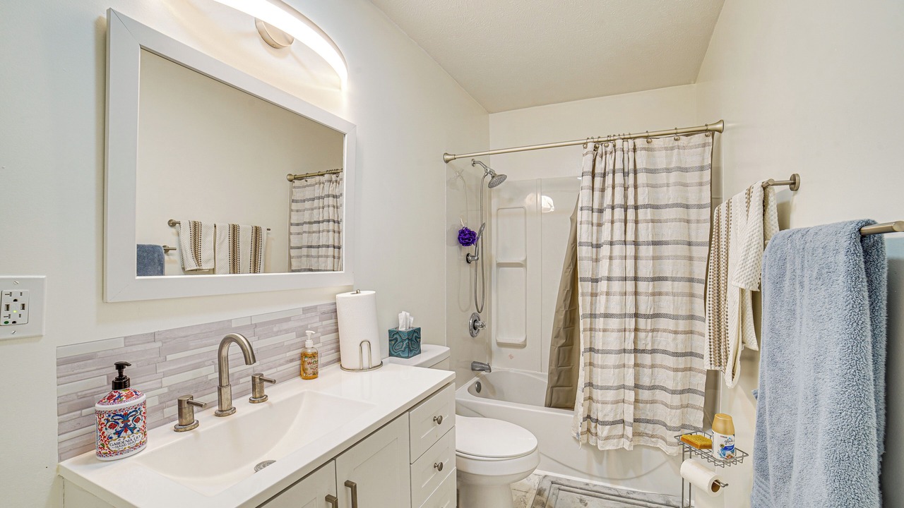 Photo of Bathroom in Speer