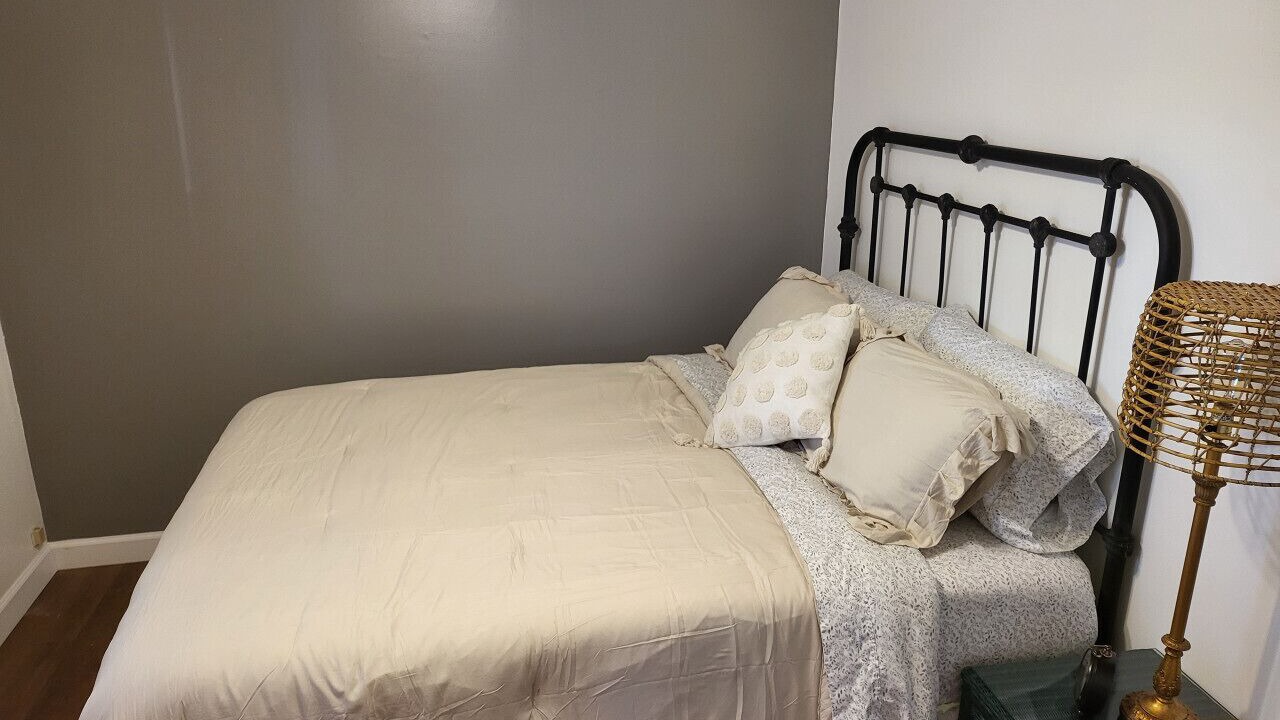 Photo of Bedroom in Mattoon