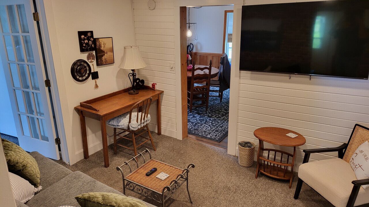 Photo of Livingroom in Mattoon