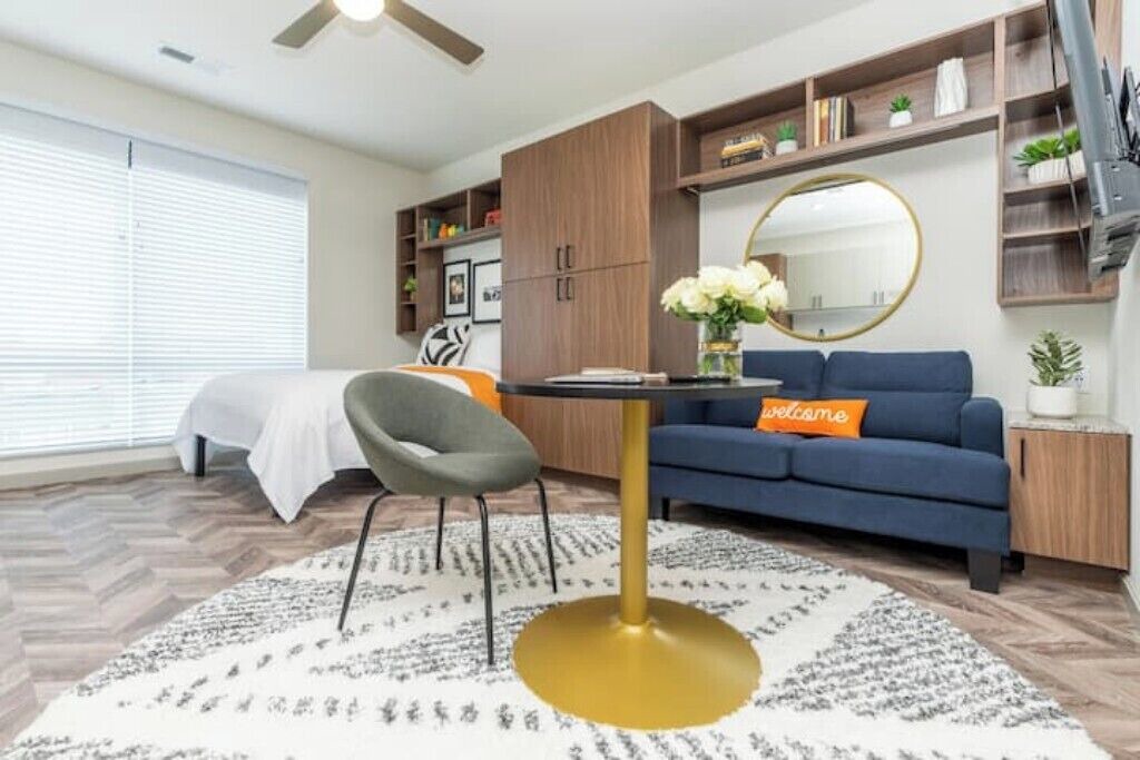 Photo of Bedroom in Urbana