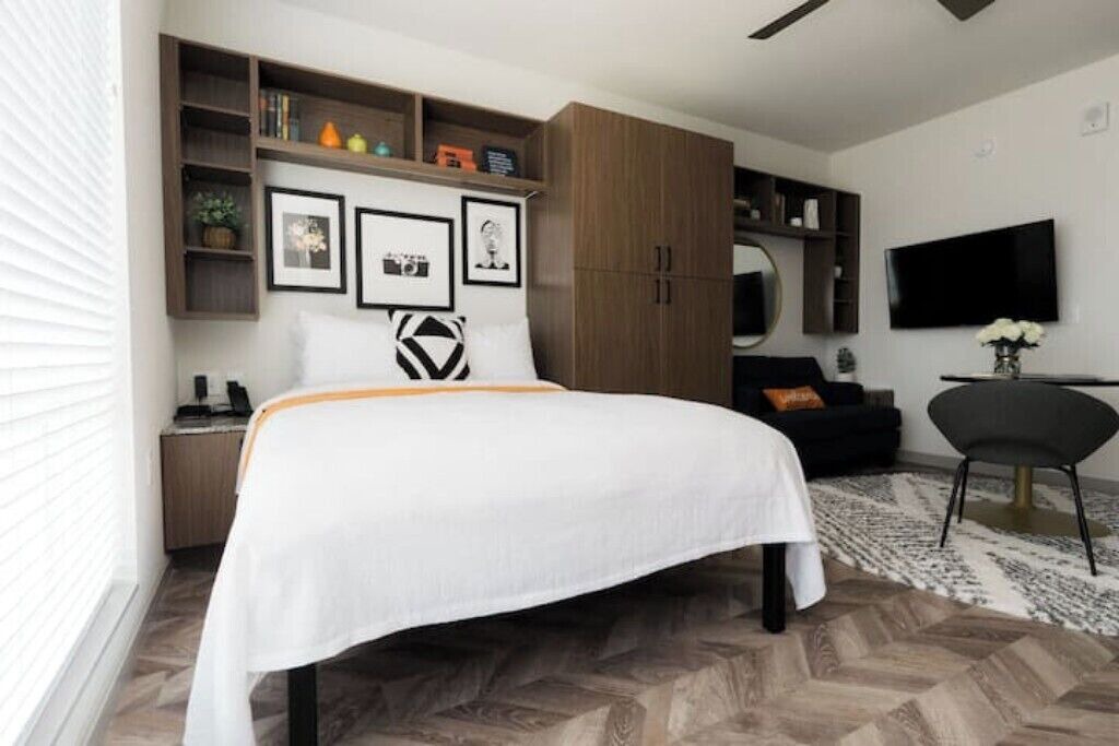 Photo of Bedroom in Urbana