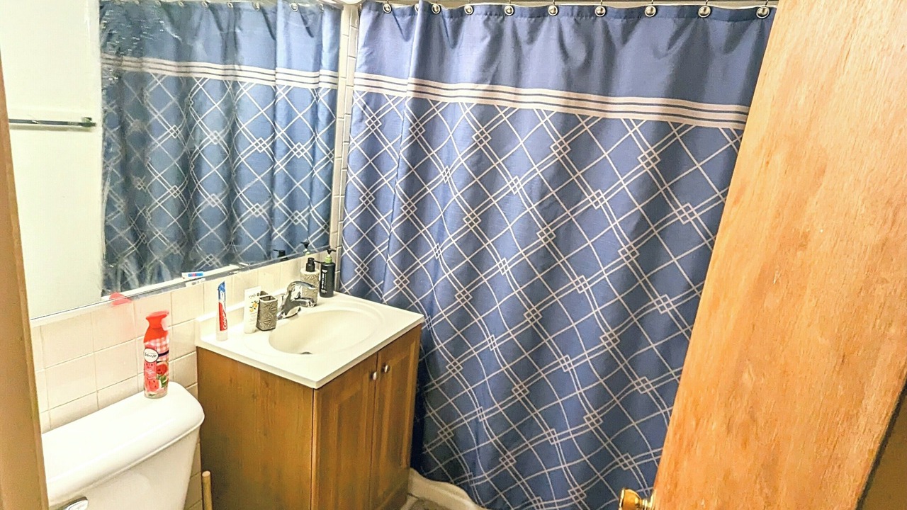 Photo of Bathroom in Mount Prospect