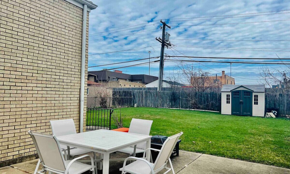 Photo of Outdoor in Elmhurst