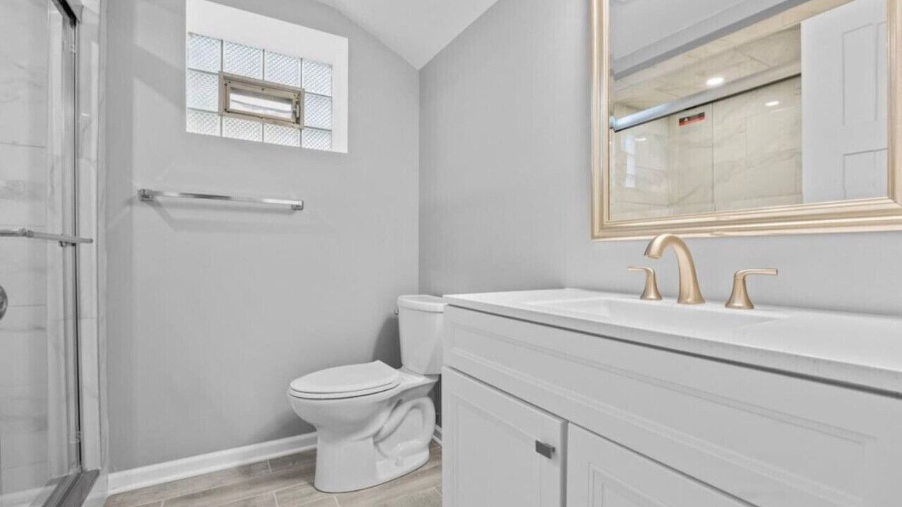 Photo of Bathroom in Elmhurst