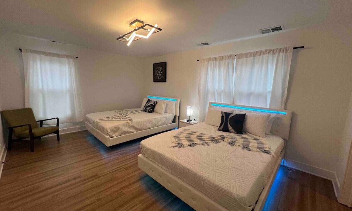 Photo of Bedroom in Elmhurst