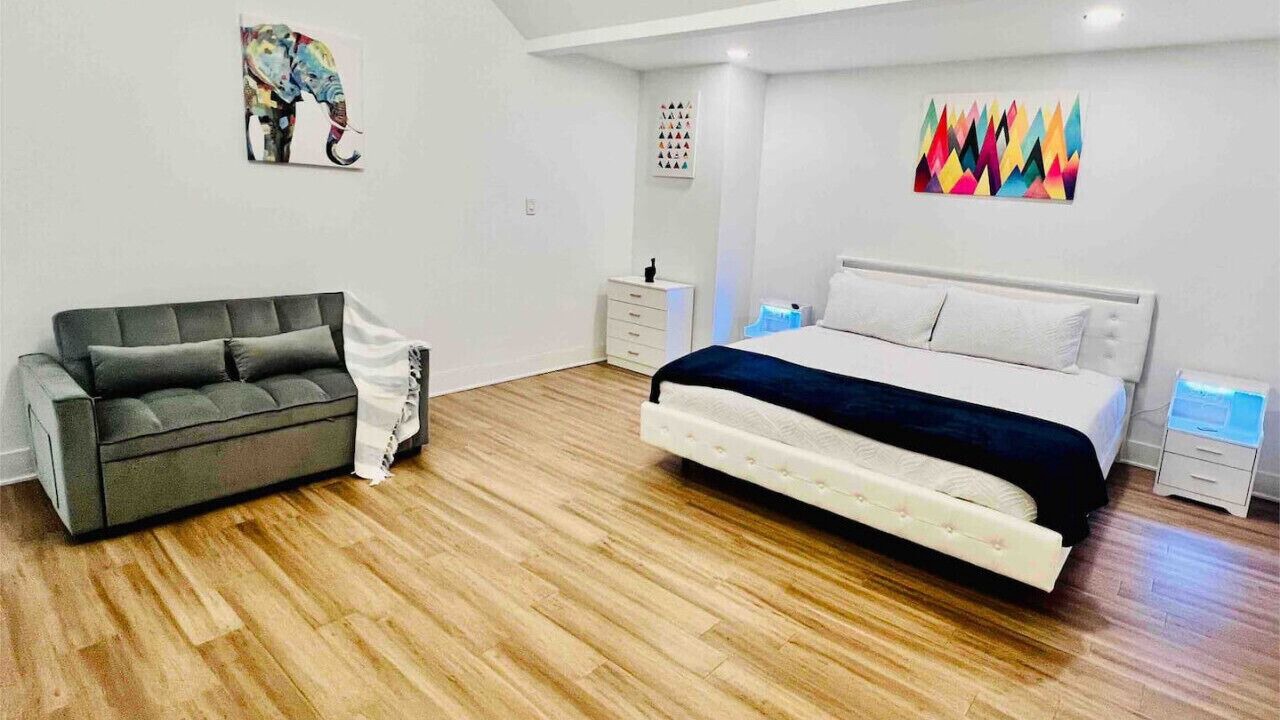 Photo of Bedroom in Elmhurst