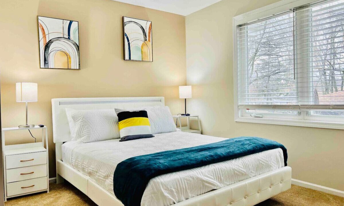Photo of Bedroom in Fox Valley