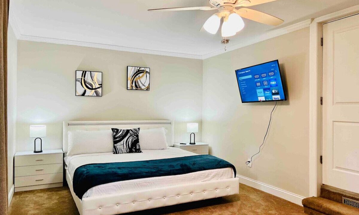 Photo of Bedroom in Fox Valley