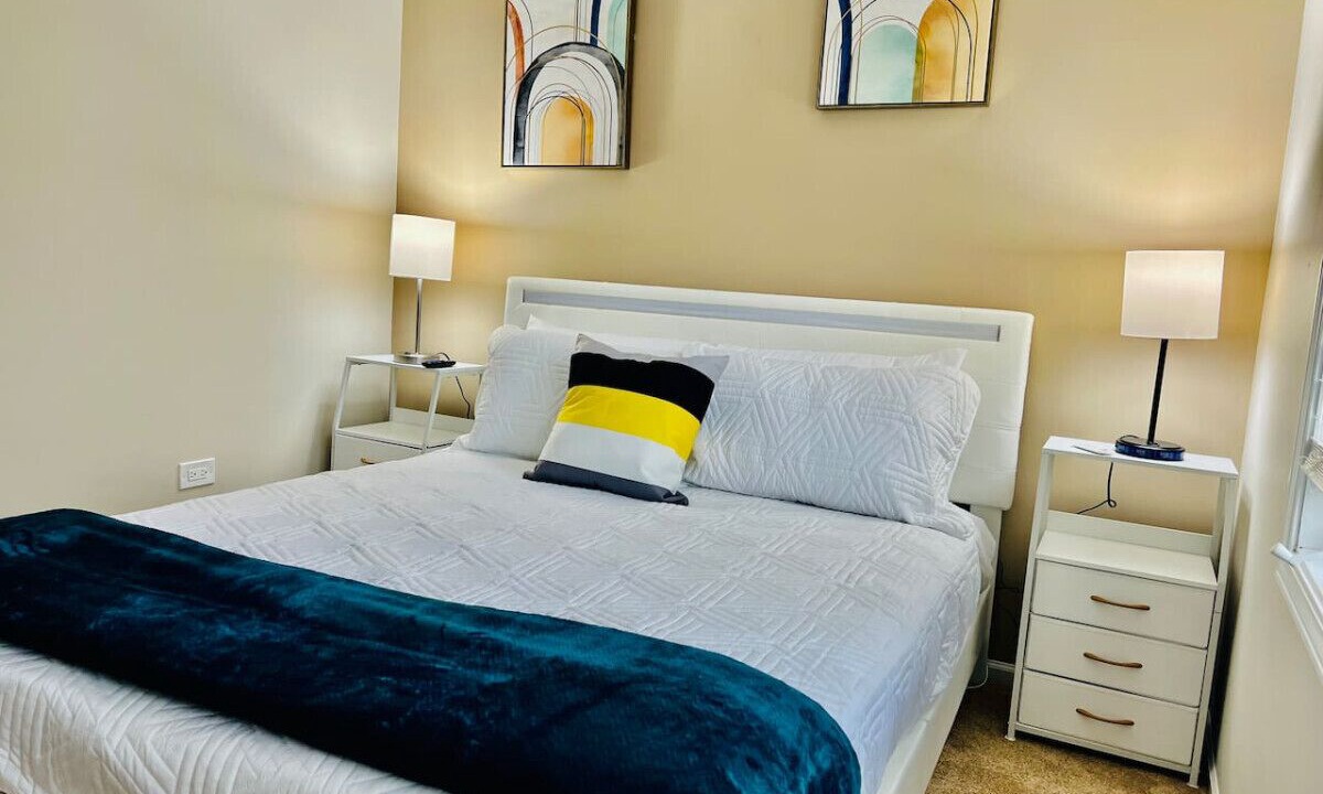 Photo of Bedroom in Fox Valley