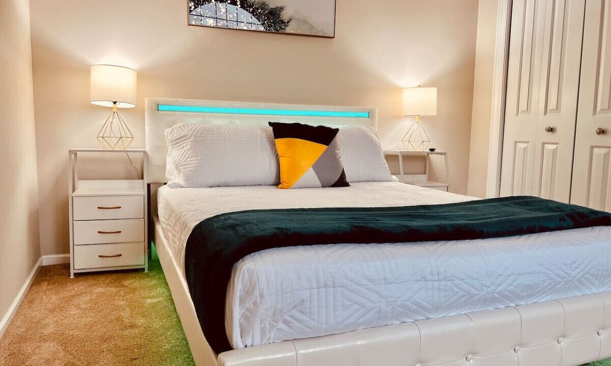 Photo of Bedroom in Fox Valley