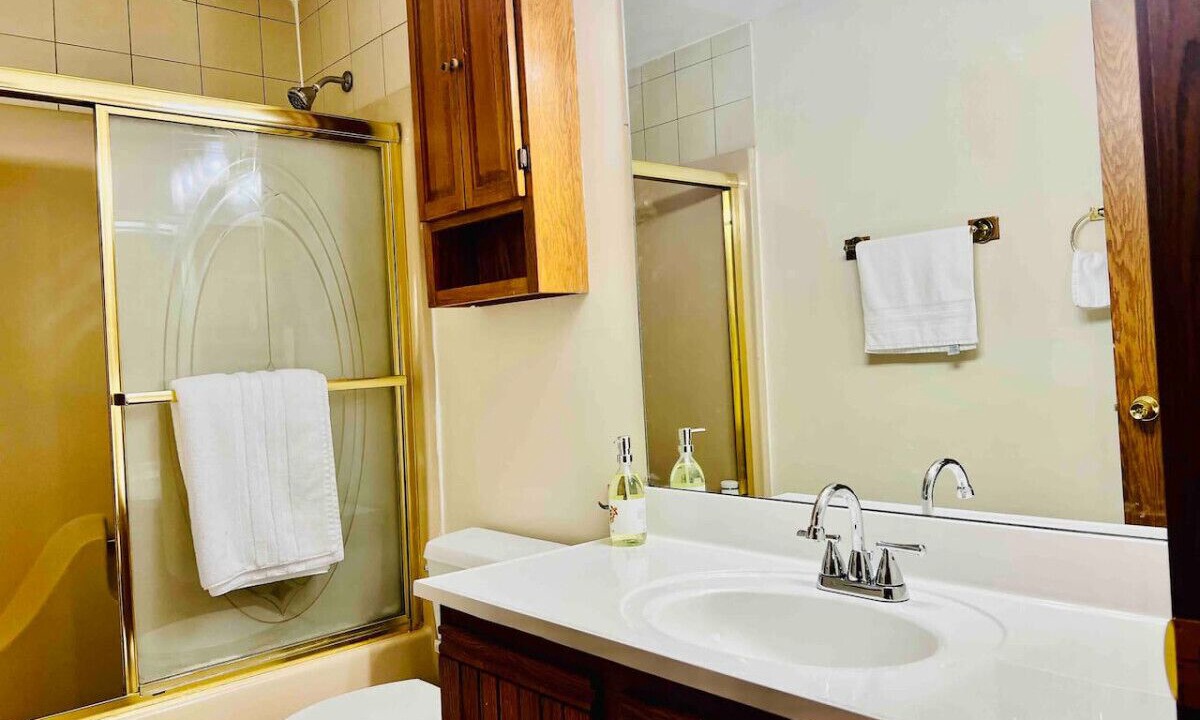 Photo of Bathroom in Streamwood