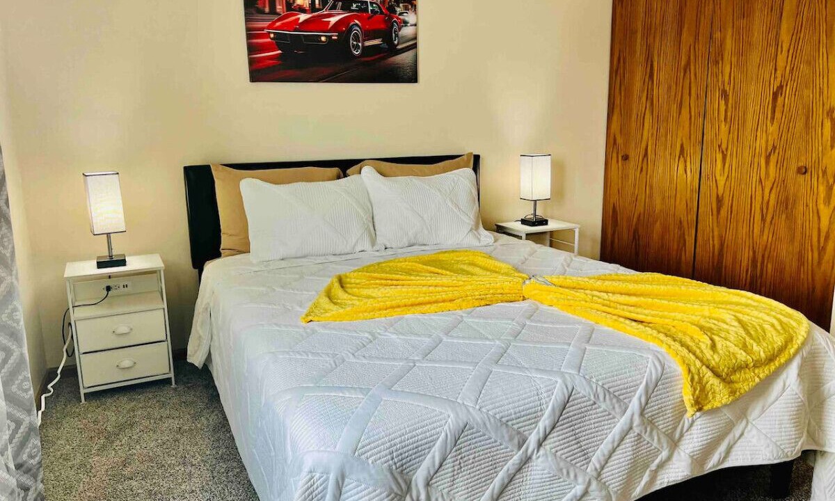 Photo of Bedroom in Streamwood