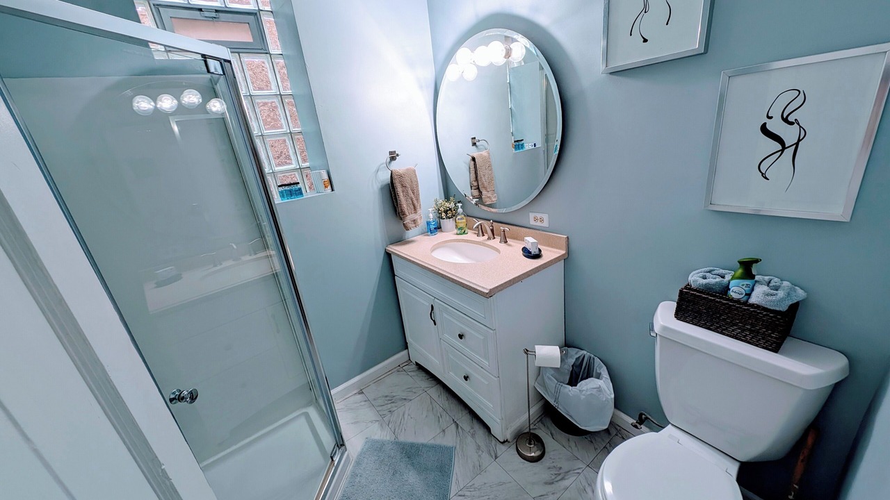 Photo of Bathroom in Roscoe Village