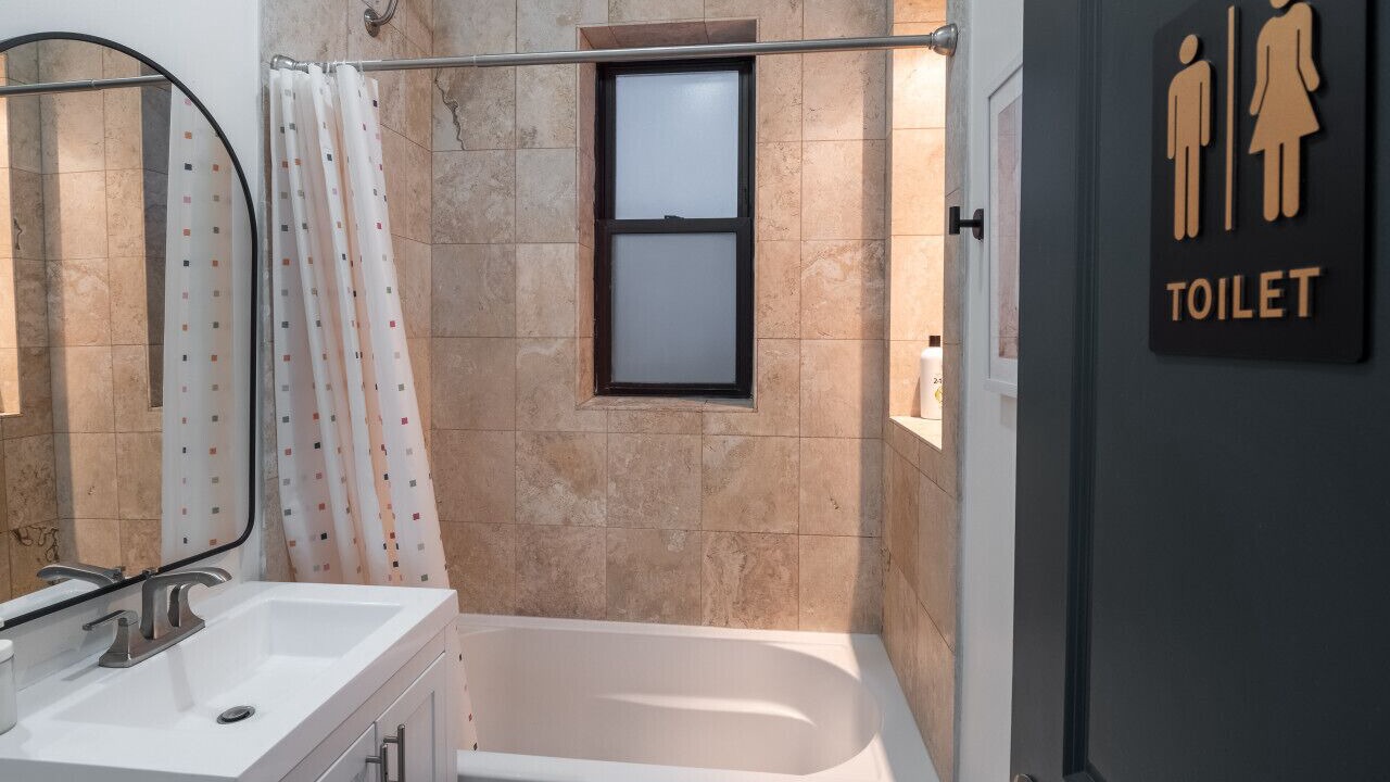 Photo of Bathroom in Wrigleyville