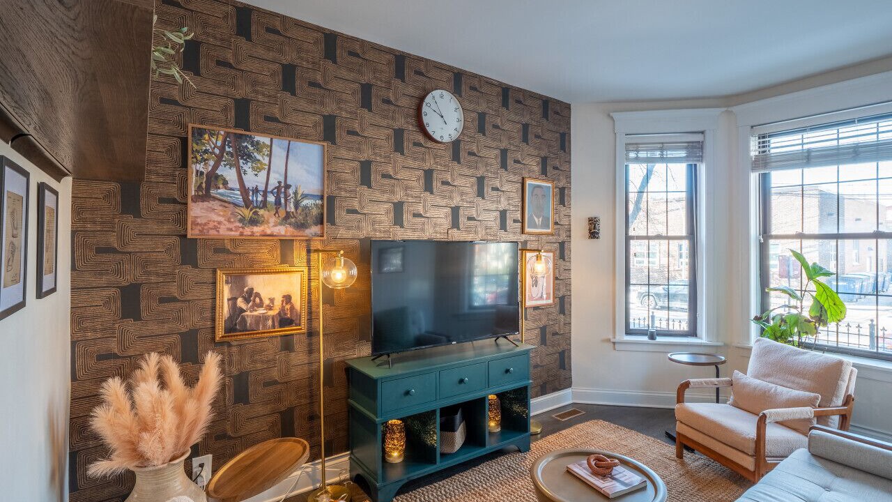 Photo of Livingroom in Wrigleyville