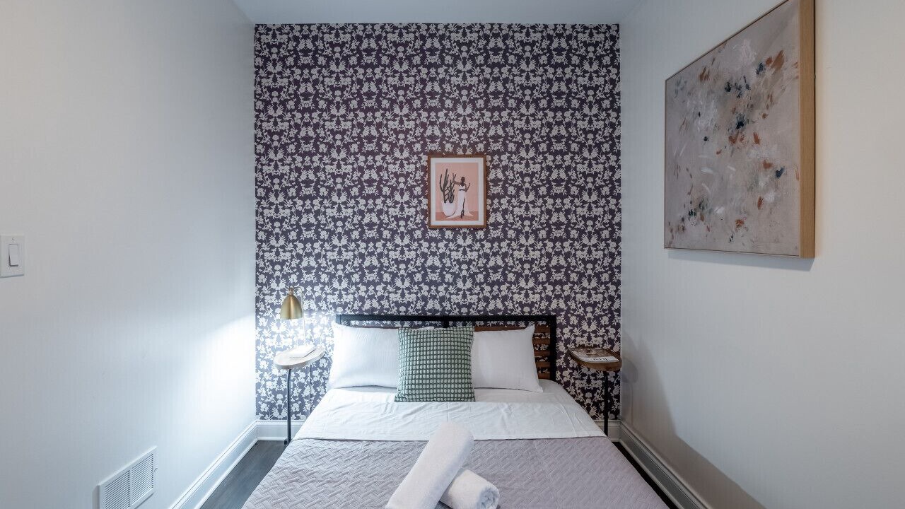 Photo of Bedroom in Wrigleyville