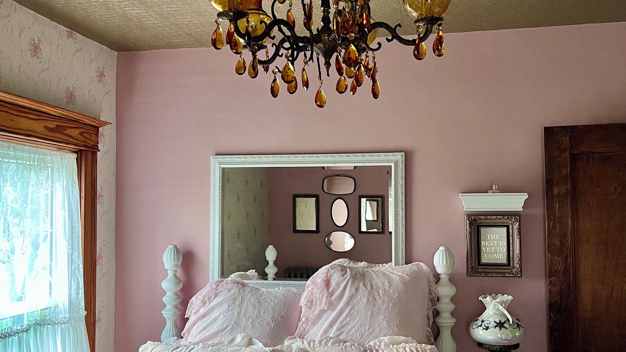 Photo of Bedroom in Creal Springs