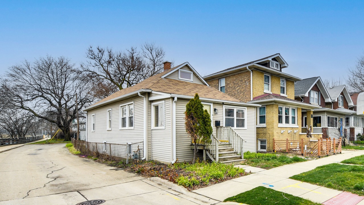 Photo of Outdoor in Oak Park