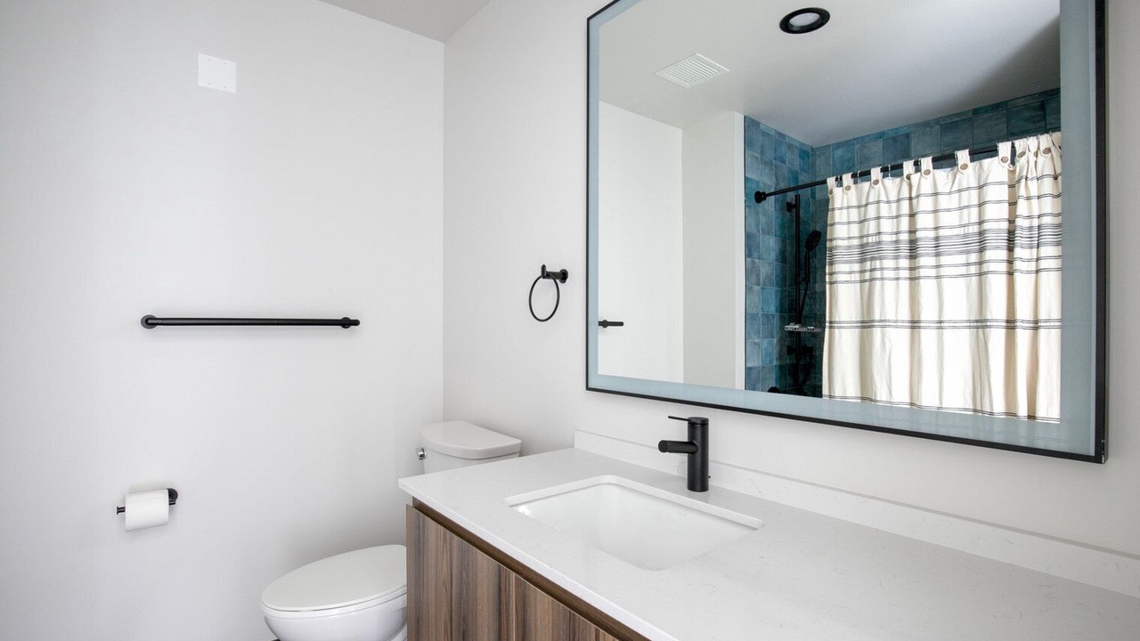 Photo of Bathroom in Near West Side