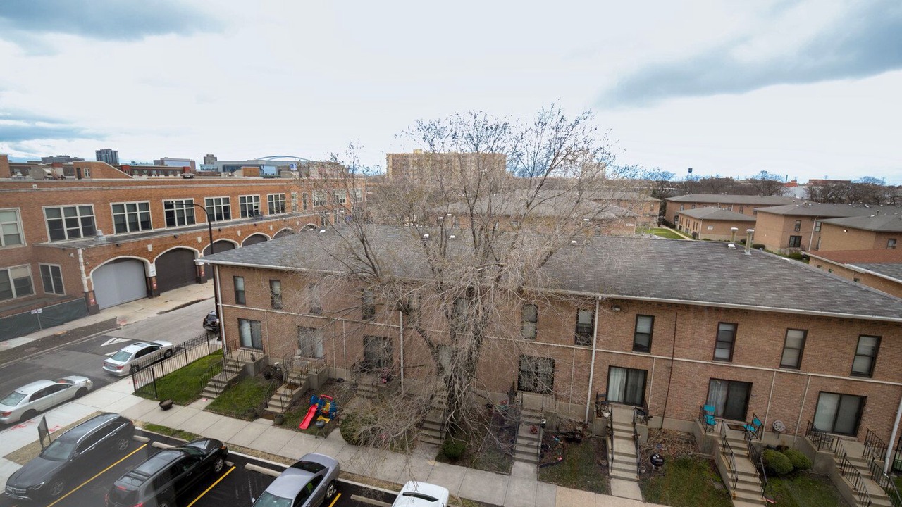 Photo of Outdoor in Near West Side