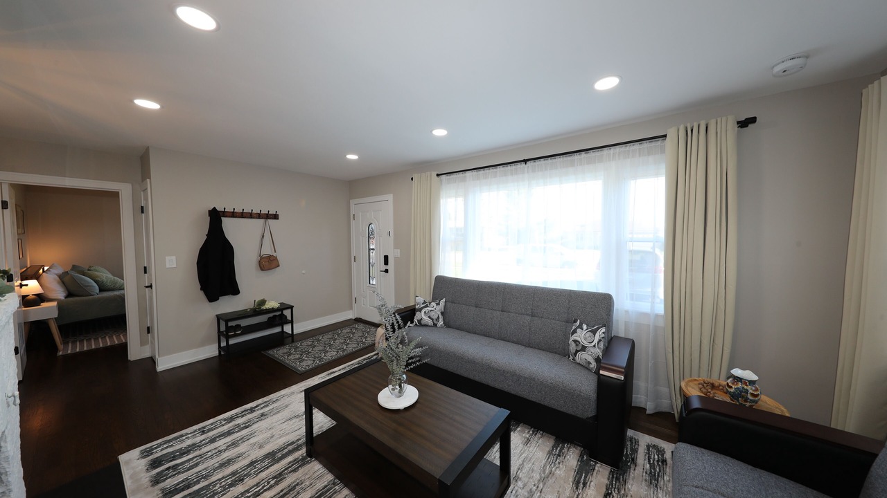 Photo of Livingroom in Oak Lawn