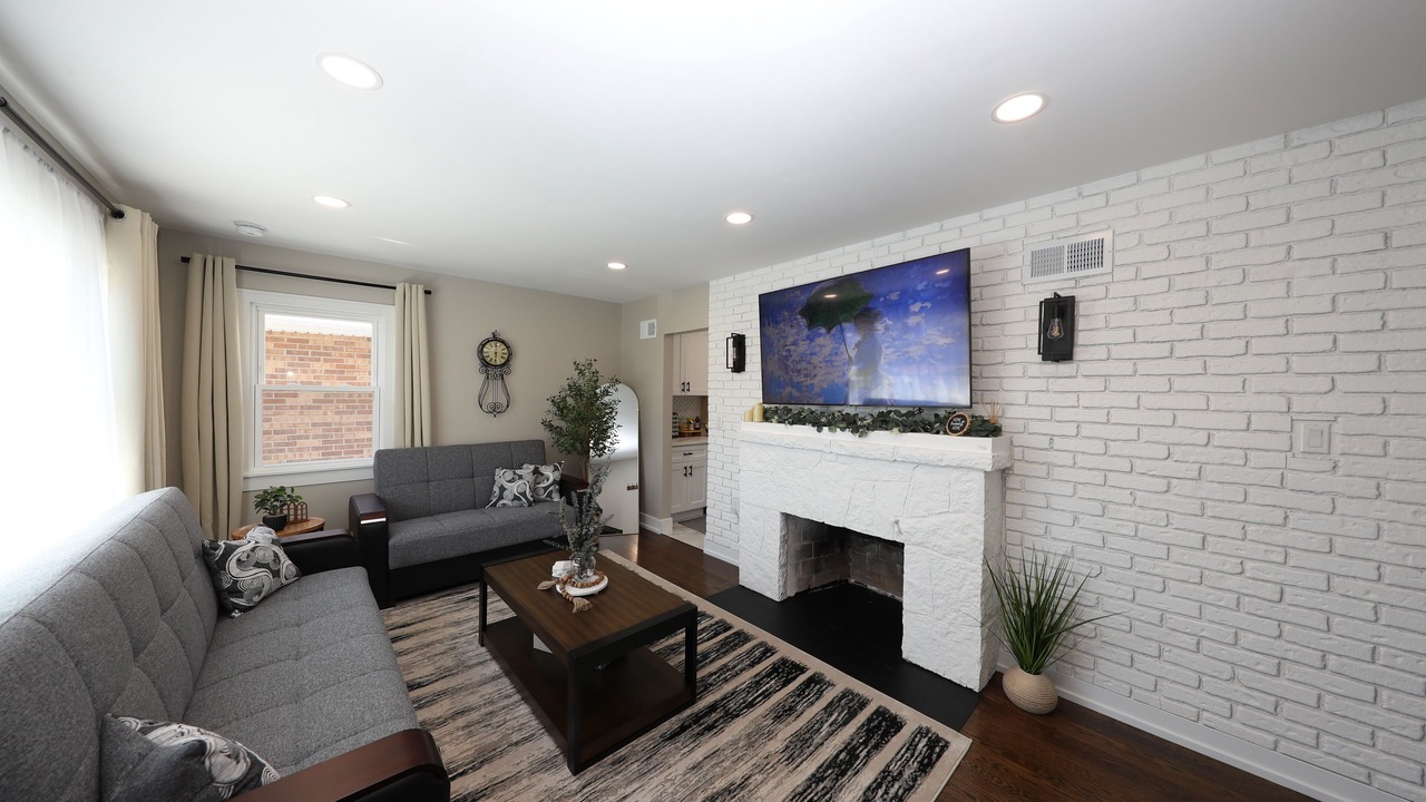 Photo of Livingroom in Oak Lawn